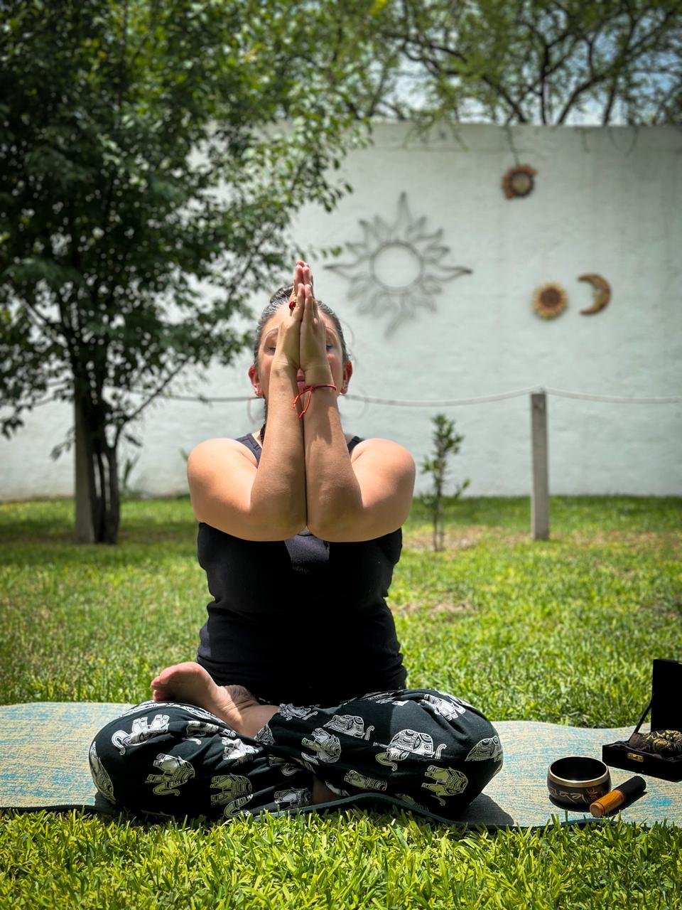 practise yoga Aarogya, Sadhana, Abhyasa